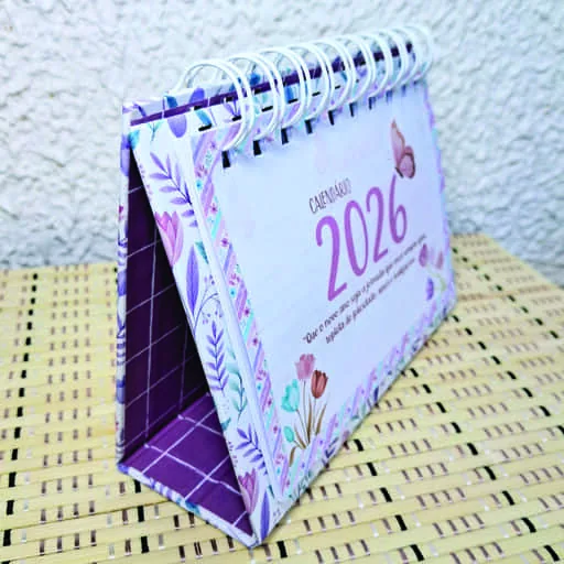 Open desk calendar